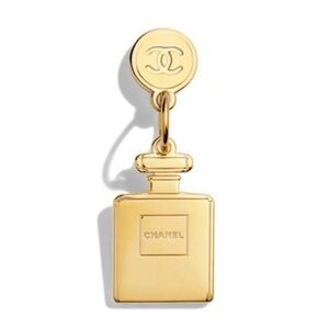 CHANEL Holiday Limited Edition NOVELTY N°5 PERFUME BOTTLE CHARM, NEW